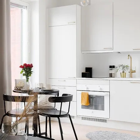 Great Location, Quiet And New With Balcony&cafe アパート *