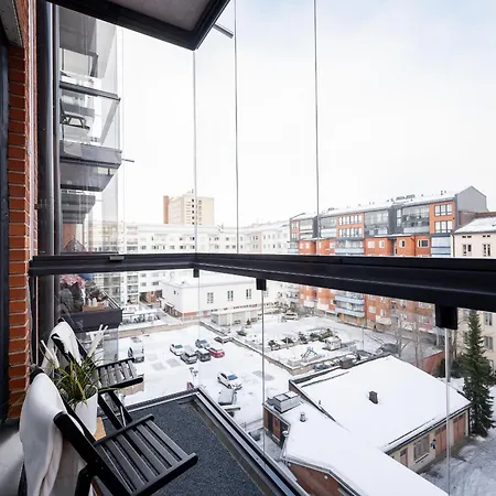 Apartamento Great Location, Quiet And New With Balcony&cafe Tampere